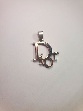 🎁SILVER CHARM OR PENDANT   NEW